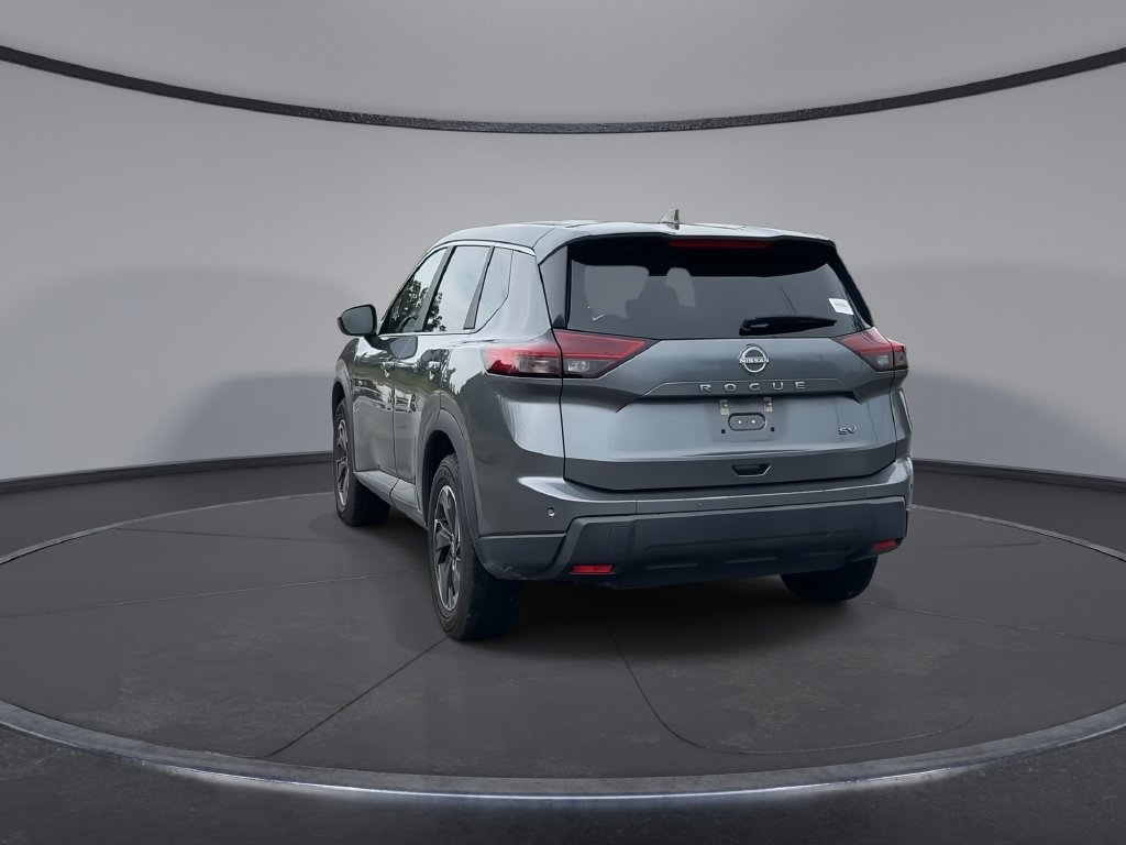 Used 2024 Nissan Rogue SV FWD image 7