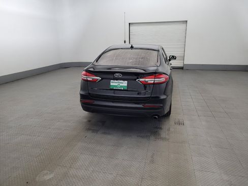 Used 2020 Ford Fusion SE FWD image 7