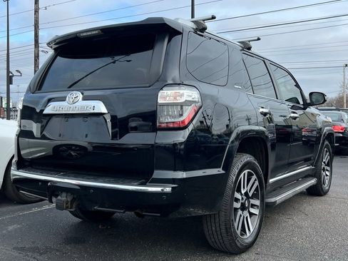 Used 2018 Toyota 4Runner Limited image 14