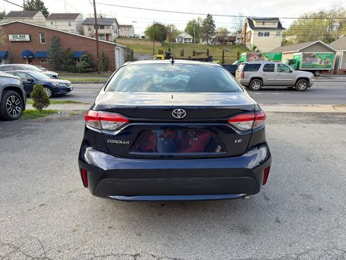 Used 2021 Toyota Corolla LE image 6