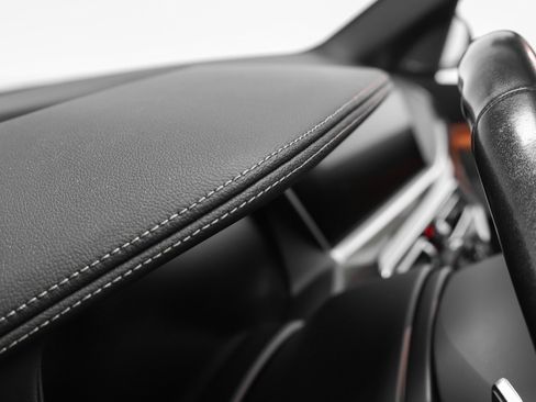 Used 2022 BMW X5 M50i w/ Executive Package image 35