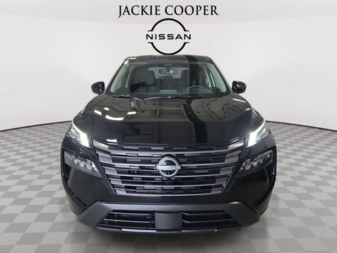 New 2026 Nissan Rogue SV w/ Cold Weather Package FWD image 2