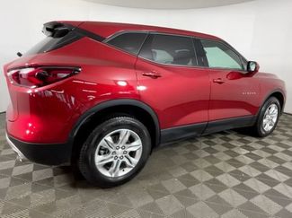 Used 2021 Chevrolet Blazer LT FWD video 4