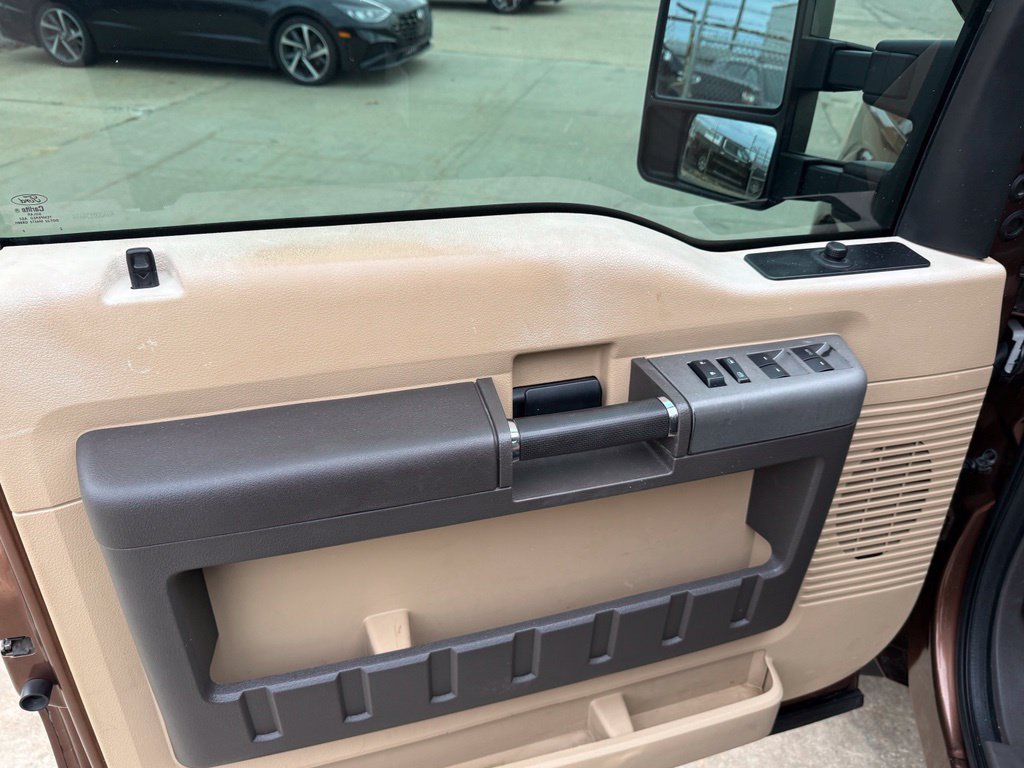 Used 2012 Ford F250 XLT w/ Snow Plow Prep Pkg AWD/4WD image 25