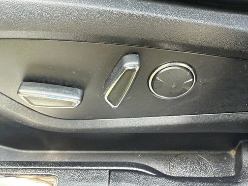 Used 2016 Lincoln MKC Reserve w/ Lincoln MKC Climate Package AWD/4WD image 44