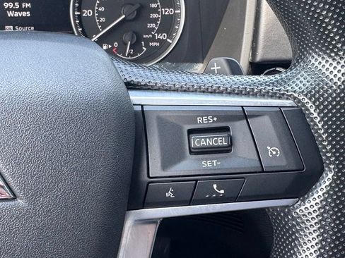 Used 2022 Mitsubishi Outlander ES FWD image 10