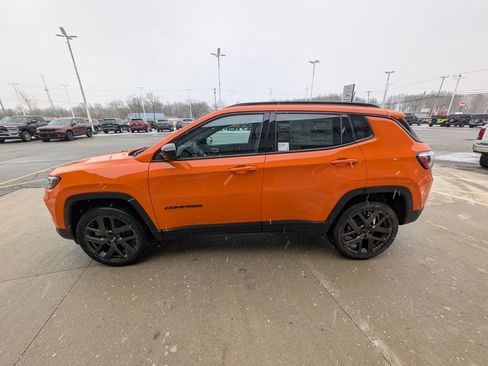 New 2026 Jeep Compass Latitude image 8