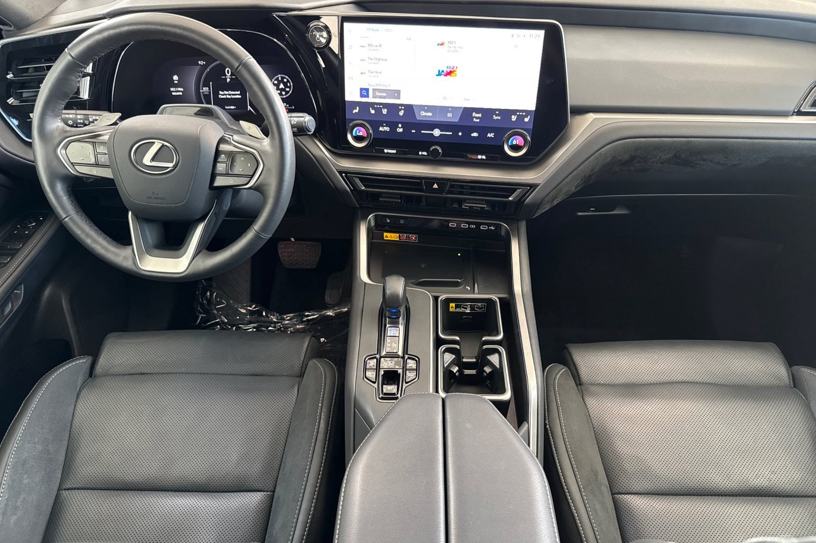 Certified 2025 Lexus TX 550h AWD Plug-In Hybrid w/ Technology Package image 17