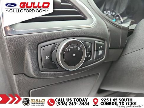 Certified 2023 Ford Edge Titanium AWD/4WD image 19