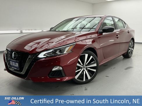 Used 2022 Nissan Altima 2.5 SR image 1