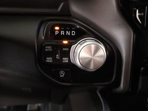 Used 2022 RAM 1500 Laramie w/ Sport Appearance Package AWD/4WD image 9