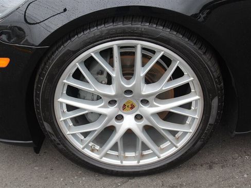 Used 2018 Porsche Panamera 4S AWD/4WD image 29