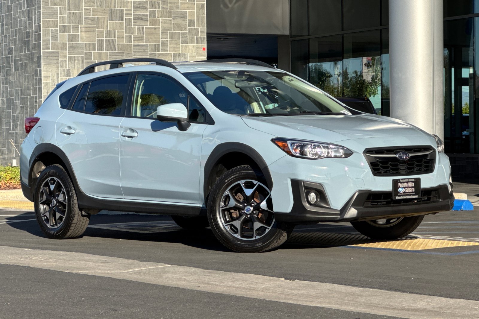 Used 2018 Subaru Crosstrek 2.0i Premium AWD/4WD image 2