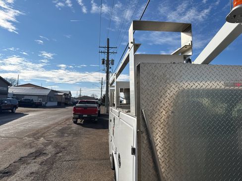 Used 2012 Ford F450 XL image 33