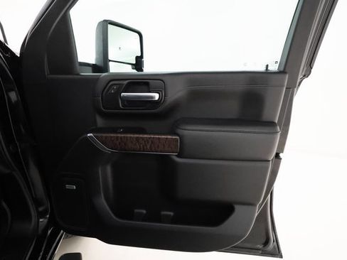 Used 2023 GMC Sierra 2500 Denali w/ Denali Ultimate Package image 25
