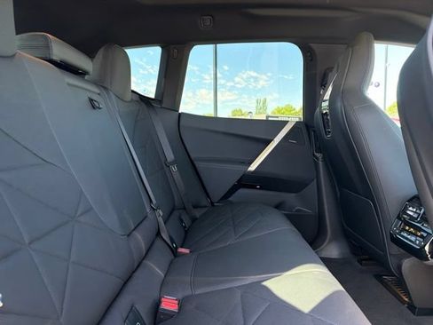 Used 2023 BMW iX xDrive50 w/ Premium Package AWD/4WD image 14