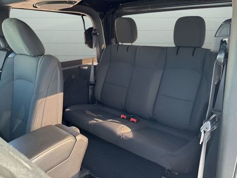 Used 2020 Jeep Wrangler Sport image 26