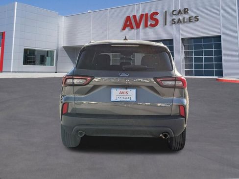 Used 2025 Ford Escape ST-Line image 5