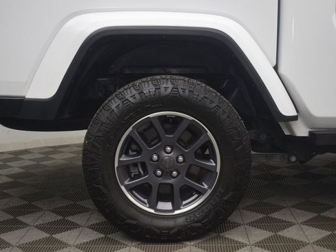 Used 2023 Jeep Gladiator Overland AWD/4WD image 30