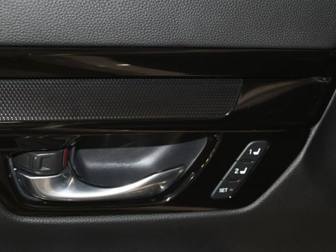 Used 2026 Honda CR-V Sport Touring image 8