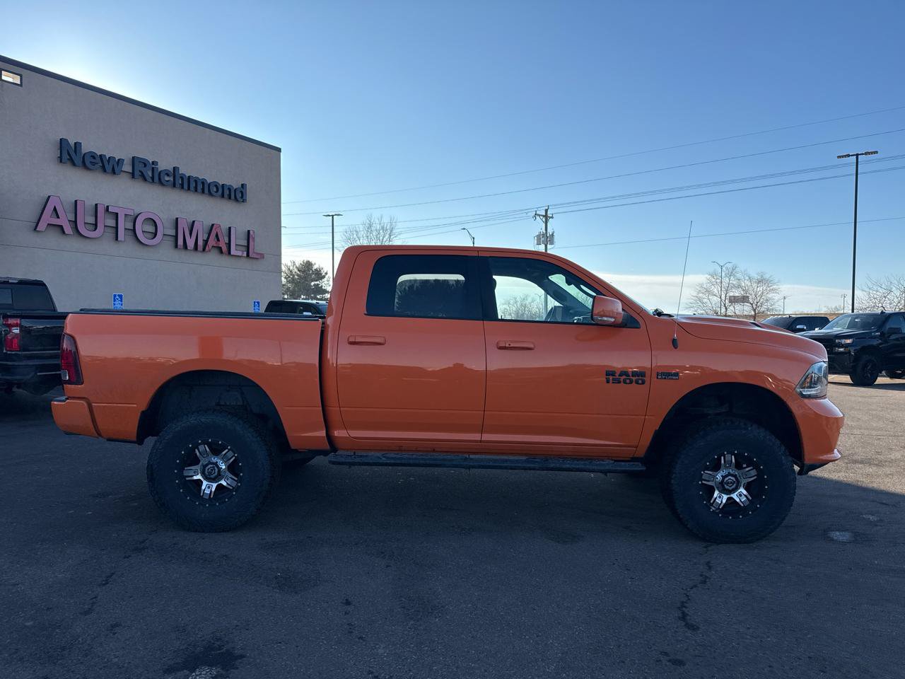 Used 2015 RAM 1500 Sport w/ Ignition Orange Sport Package AWD/4WD image 6