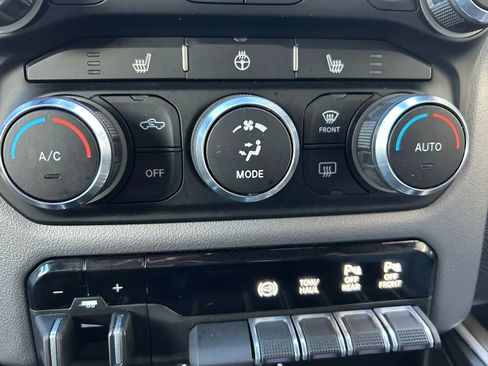 Used 2022 RAM 3500 Big Horn w/ Level C Equiment Group image 30