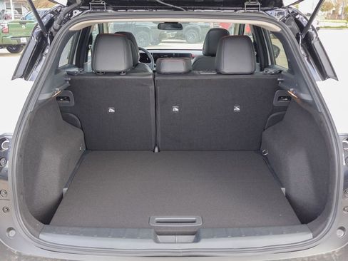 New 2026 Nissan Kicks SR image 17