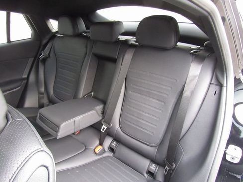 New 2026 Mercedes-Benz GLC 300 4MATIC image 16