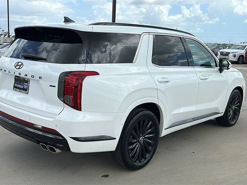 Used 2025 Hyundai Palisade Calligraphy image 13