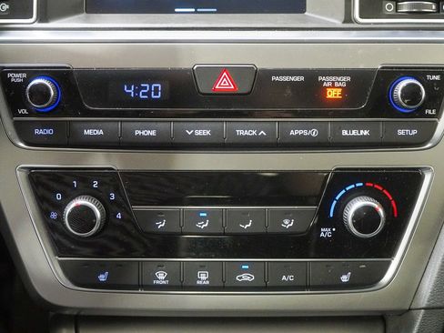 Used 2017 Hyundai Sonata Sport w/ Value Edition Package 02 image 32