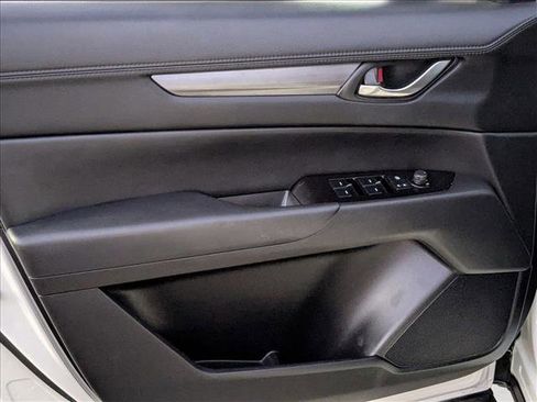 Used 2021 MAZDA CX-5 Touring image 8