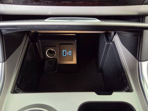 Used 2023 Ford Explorer XLT w/ Equipment Group 202A image 27