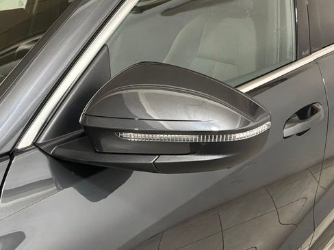 New 2025 Audi Q5 Premium image 25