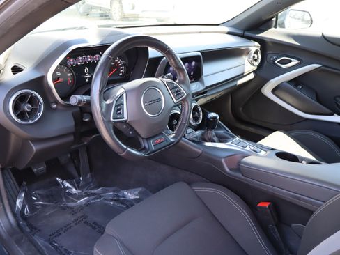 Used 2020 Chevrolet Camaro SS RWD image 12