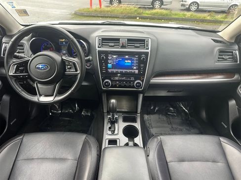 Used 2018 Subaru Outback 3.6R Limited image 9