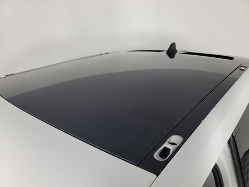 Used 2022 Rivian R1T Adventure image 13