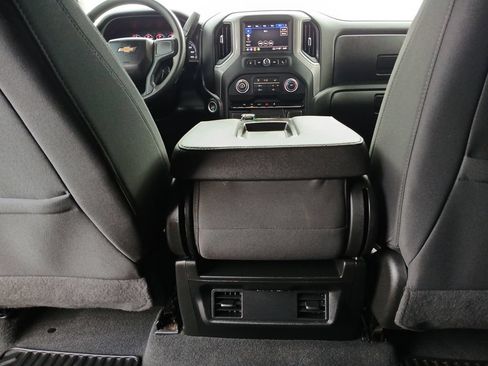 Used 2022 Chevrolet Silverado 1500 Custom AWD/4WD image 22