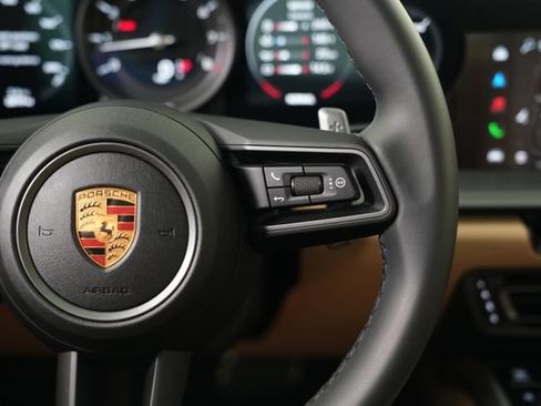 Certified 2023 Porsche 911 Carrera RWD image 29