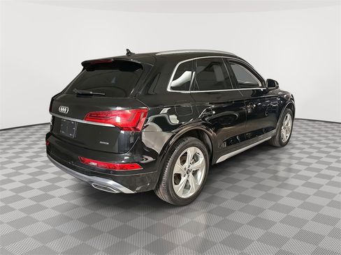 Used 2023 Audi Q5 2.0T Premium Plus w/ Premium Plus Package image 2
