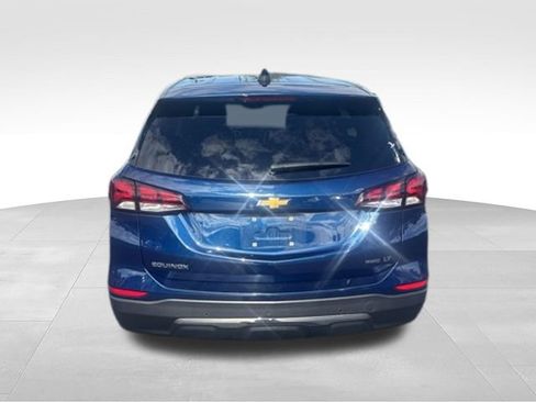 Used 2022 Chevrolet Equinox LT AWD/4WD image 3