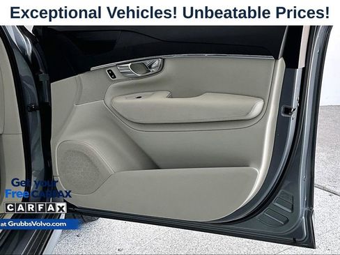 Used 2020 Volvo XC90 T5 Momentum w/ Protection Package Premier AWD/4WD image 19