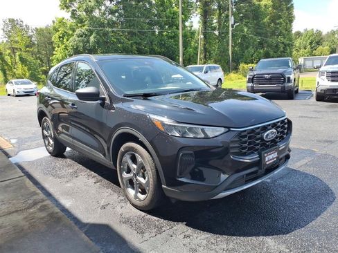 Used 2025 Ford Escape ST-Line AWD/4WD image 3