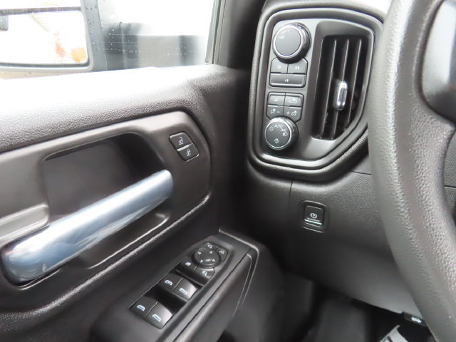 Used 2024 Chevrolet Silverado 2500 Custom w/ Custom Value Package AWD/4WD image 30