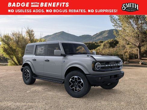 New 2026 Ford Bronco Outer Banks AWD/4WD image 8