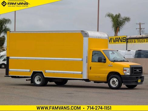Used 2022 Ford E-350 and Econoline 350 Super Duty RWD image 1