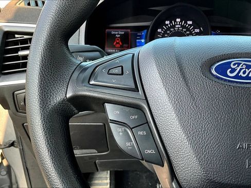 Used 2023 Ford Edge SE AWD/4WD image 10
