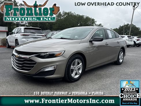 Used 2022 Chevrolet Malibu LS FWD image 1