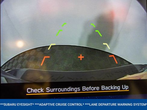 Used 2024 Subaru Crosstrek 2.0i Premium image 4