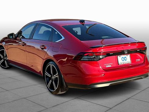 Used 2024 Honda Accord Sport image 11