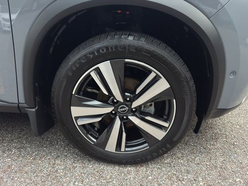 Certified 2023 Nissan Rogue Platinum w/ Platinum Premium Package image 10